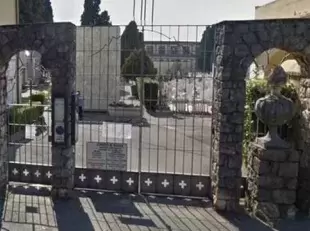 foto ingresso cimitero di Massa