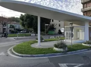 pensilina ex Agip - rotonda viale Roma