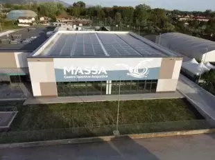 esterno nuova piscina comunale  